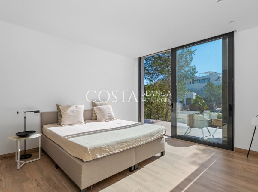 4 bedroom Villa for sale in Las Colinas Golf with pool garage - € 829,000 (Ref: 8777476)