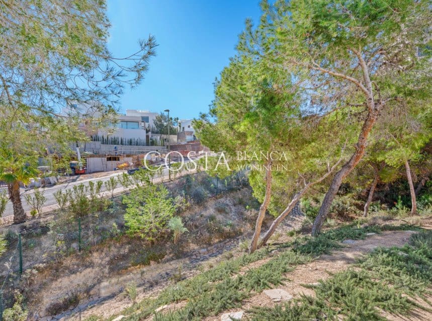 4 bedroom Villa for sale in Las Colinas Golf with pool garage - € 829,000 (Ref: 8777476)