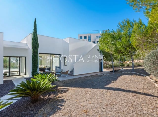 4 bedroom Villa for sale in Las Colinas Golf, Orihuela with pool garage - € 829,000 (Ref: 8777476)