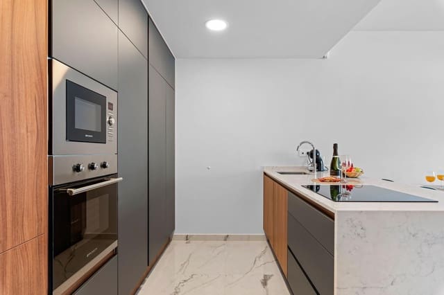 2 sypialnia Apartament na sprzedaż w Los Altos z basenem garażem - 299 000 € (Ref: 8884919)