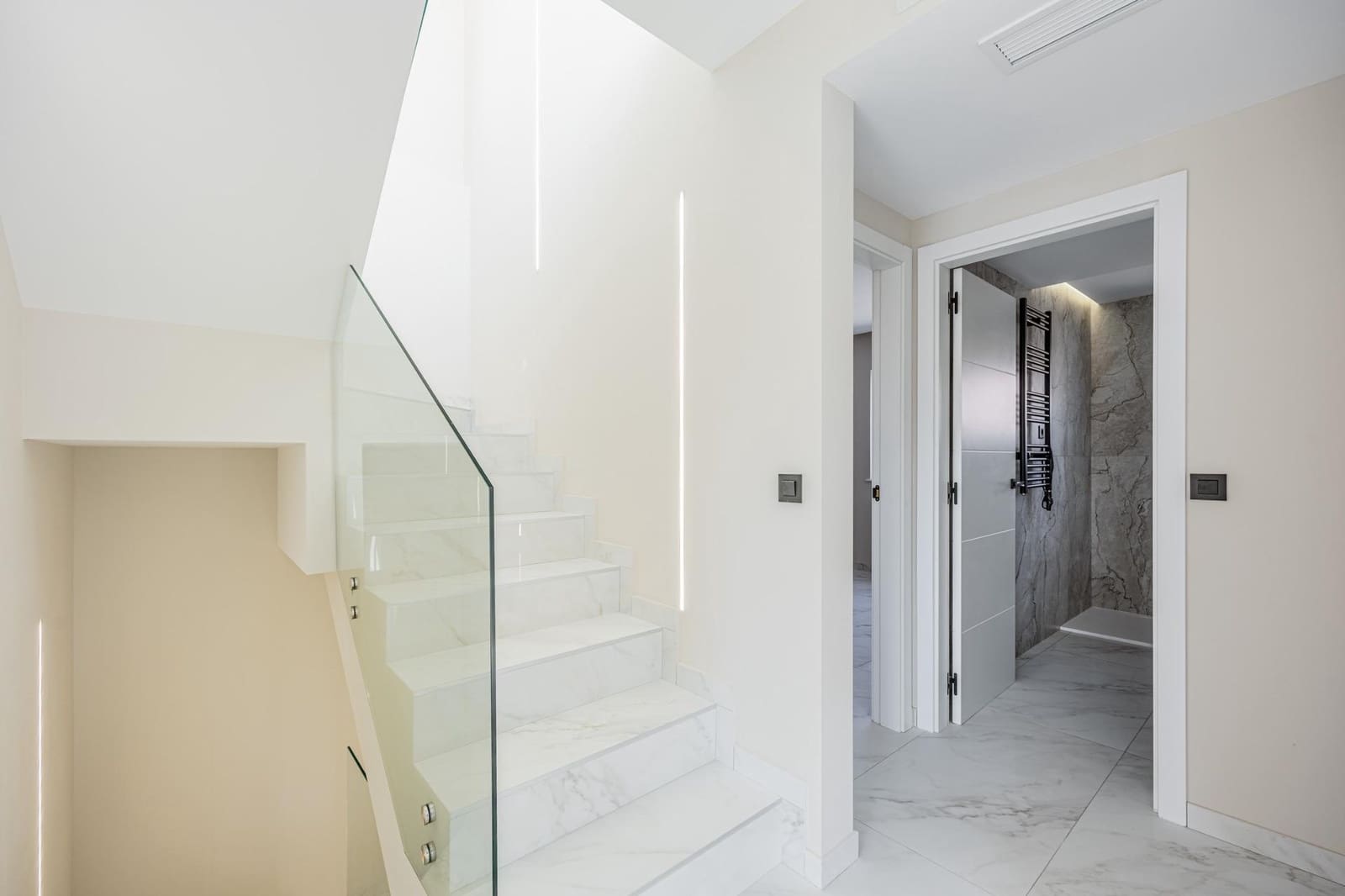 Chalet de 4 habitaciones en Ciudad Quesada en venta con piscina garaje - 580.000 € (Ref: 9052392)