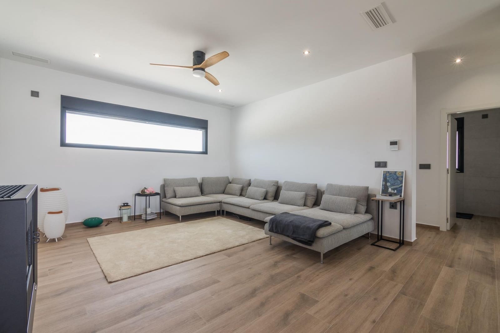 3 soveværelse Villa til salg i Lel med swimmingpool - € 327.000 (Ref: 9052453)