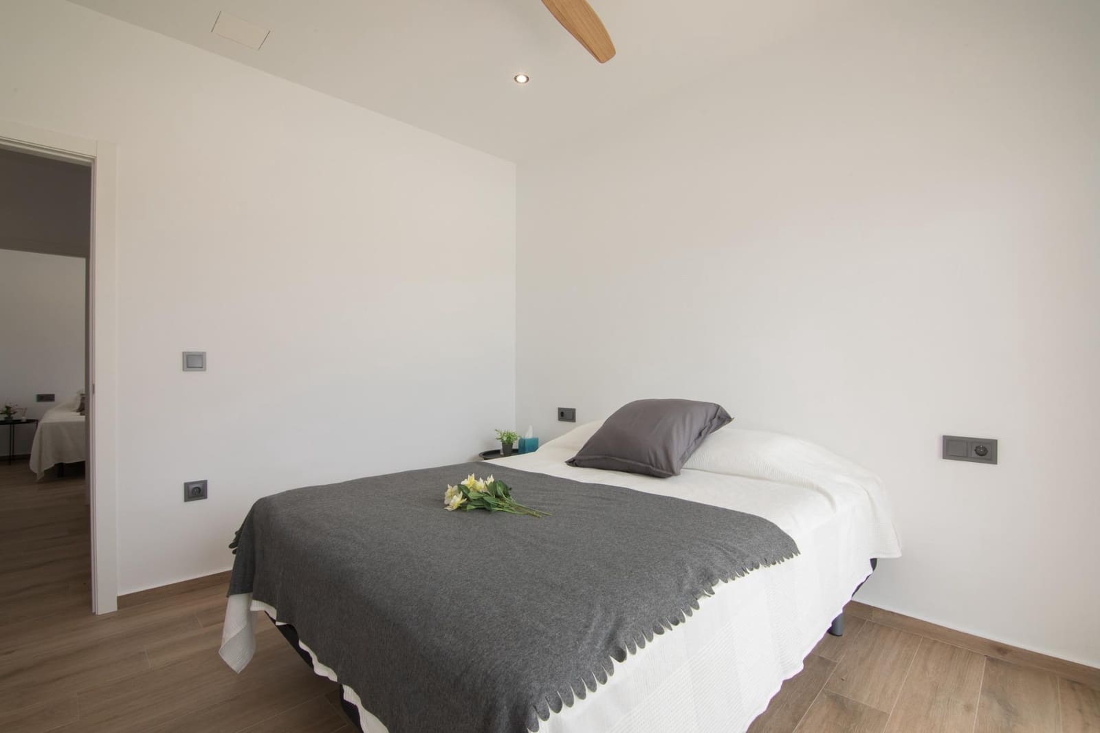 3 soveværelse Villa til salg i Lel med swimmingpool - € 327.000 (Ref: 9052453)