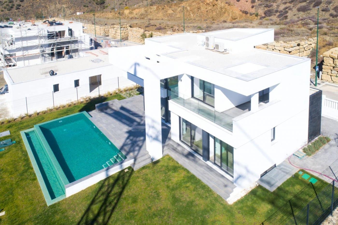 4 soveværelse Villa til salg i Malaga by med swimmingpool - € 1.750.000 (Ref: 9052756)