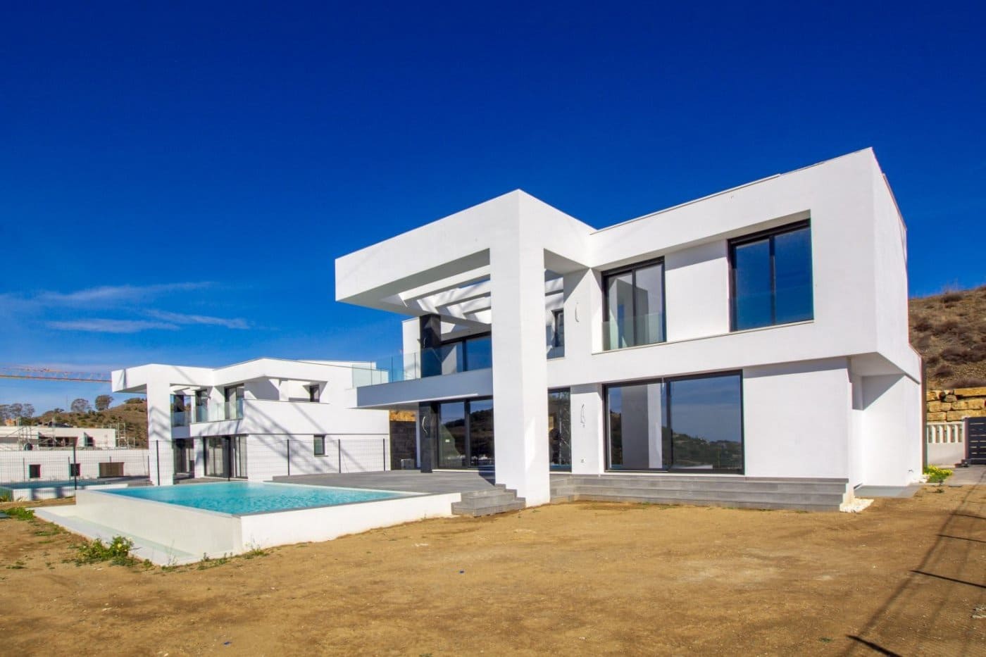 4 soveværelse Villa til salg i Malaga by med swimmingpool - € 1.750.000 (Ref: 9052756)