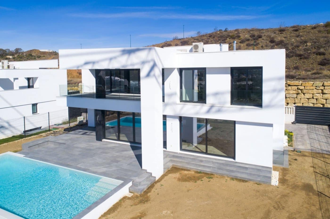 4 soveværelse Villa til salg i Malaga by med swimmingpool - € 1.750.000 (Ref: 9052756)