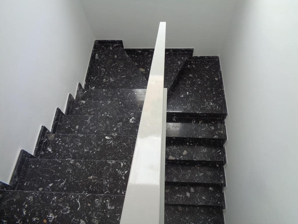 4 sypialnia Willa na sprzedaż w Pinoso z basenem garażem - 381 000 € (Ref: 9052831)