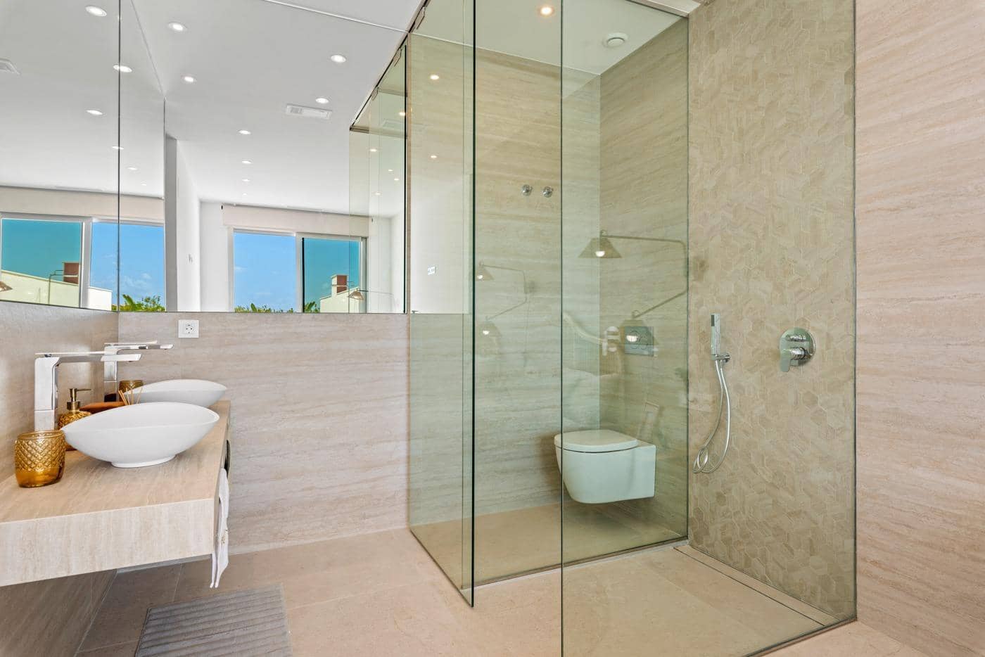 3 slaapkamer Villa te koop in Benijofar met zwembad garage - € 569.900 (Ref: 9052915)