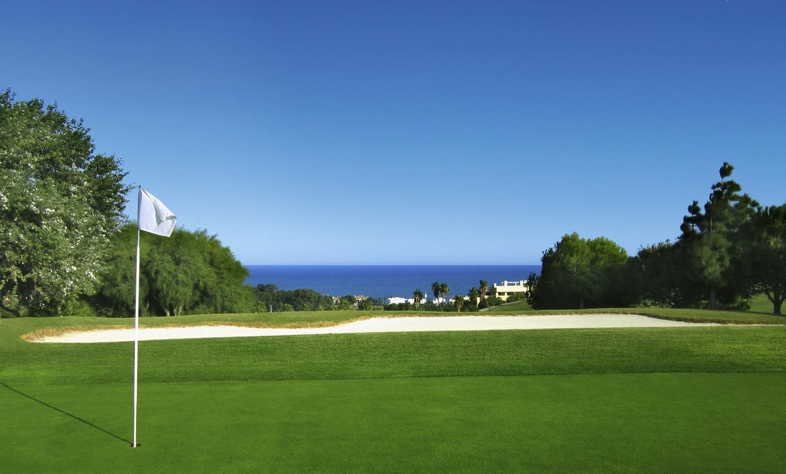 3 soveværelse Lejlighed til salg i Bahia de Casares med swimmingpool - € 535.000 (Ref: 9052946)