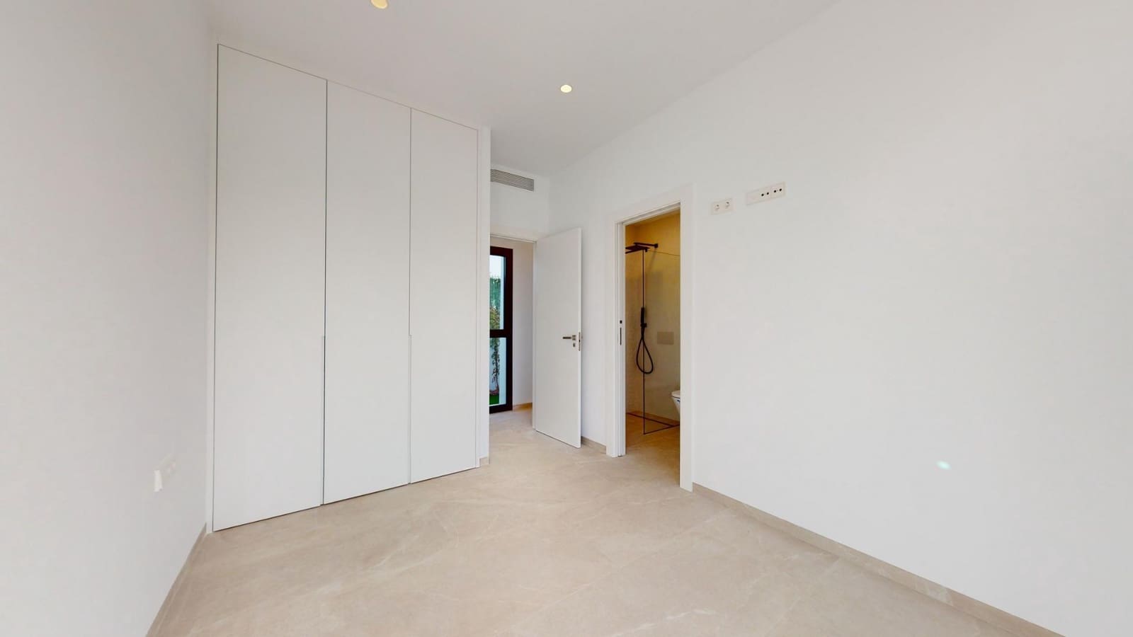 3 soveværelse Villa til salg i Los Alcazares med swimmingpool garage - € 689.900 (Ref: 9053020)