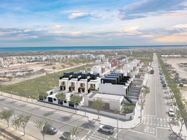 3 soveværelse Semi-Rækkehus til salg i Pilar de la Horadada ciudad, Pilar de la Horadada med swimmingpool garage - € 385.000 (Ref: 9053244)