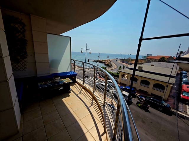 3 makuuhuone Huoneisto myytävänä paikassa Avenida Habaneras - Curva de Palangre, Torrevieja - 329 000 € (Ref: 9183954)