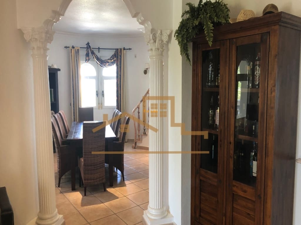 7 quarto Moradia para venda em La Marquesa com piscina garagem - 1 250 000 € (Ref: 9198806)