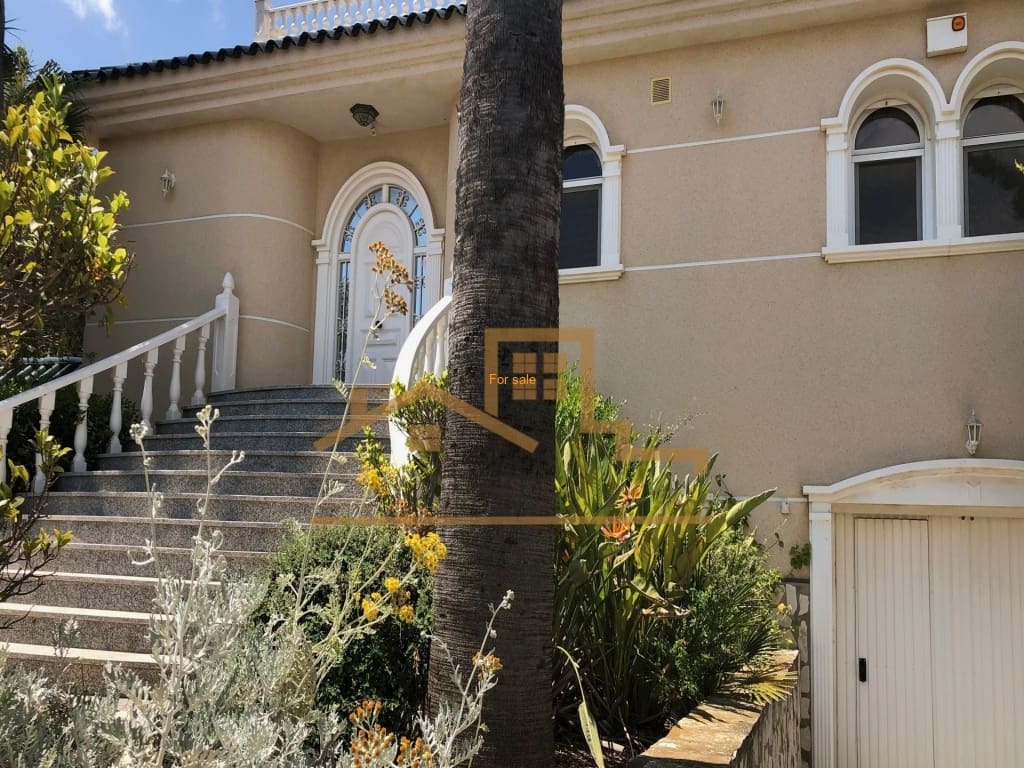 7 quarto Moradia para venda em La Marquesa com piscina garagem - 1 250 000 € (Ref: 9198806)