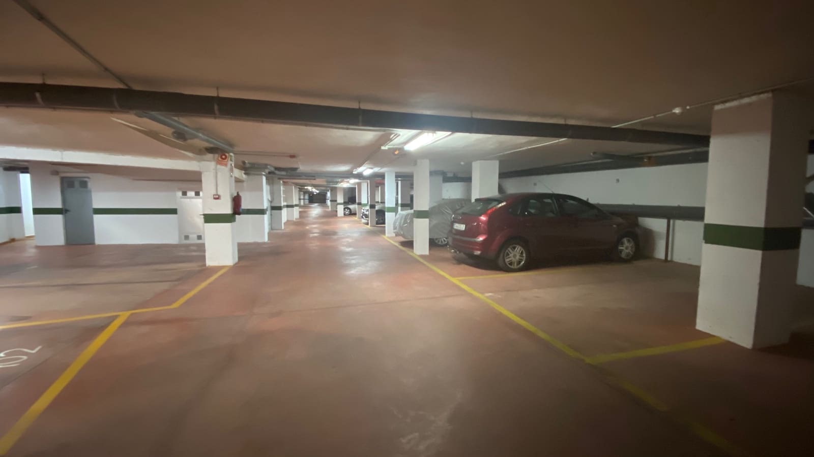 4 sypialnia Apartament na sprzedaż w Guardamar del Segura z basenem garażem - 239 000 € (Ref: 9198808)