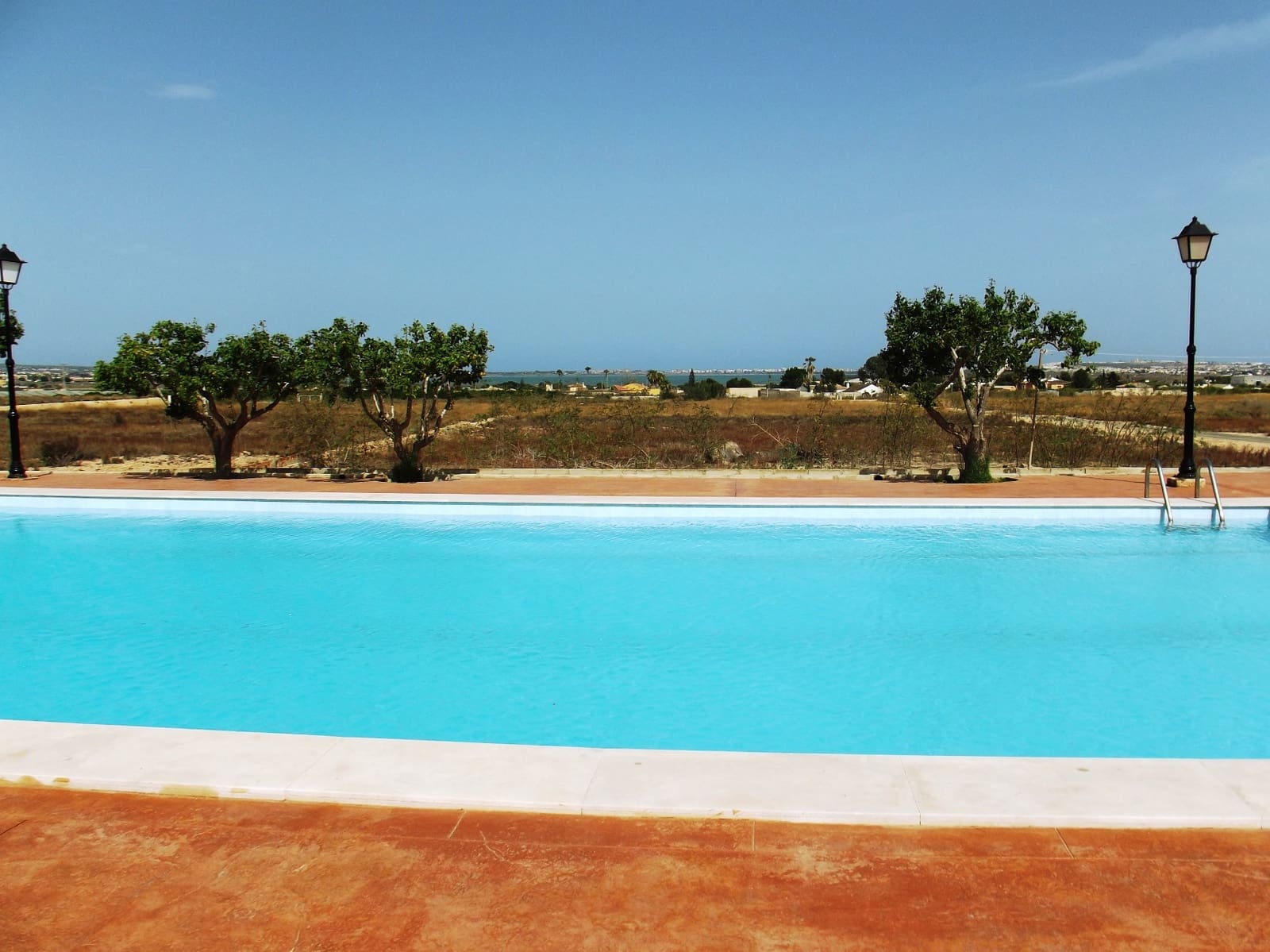 3 sypialnia Willa na sprzedaż w Los Montesinos z basenem garażem - 3 000 000 € (Ref: 9198811)