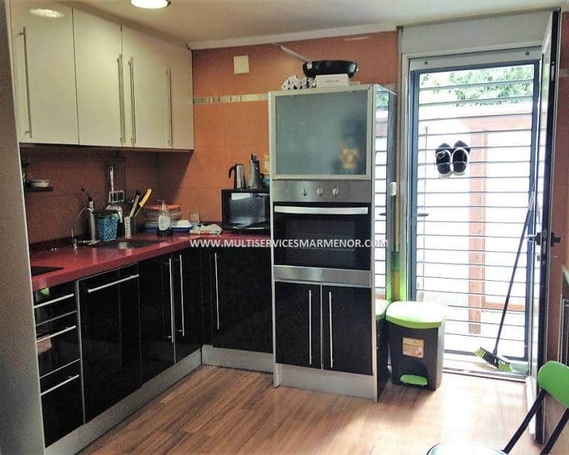 4 Zimmer Villa zu verkaufen in Santiago de la Ribera mit Pool - 379.000 € (Ref: 9198813)