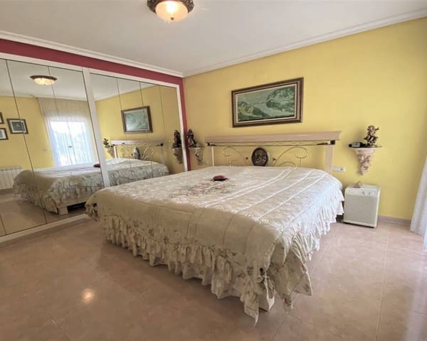 3 soveværelse Villa til salg i El Molino, Torrevieja med swimmingpool - € 399.000 (Ref: 9198815)