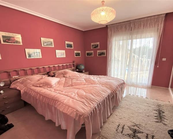 3 soveværelse Villa til salg i El Molino, Torrevieja med swimmingpool - € 399.000 (Ref: 9198815)