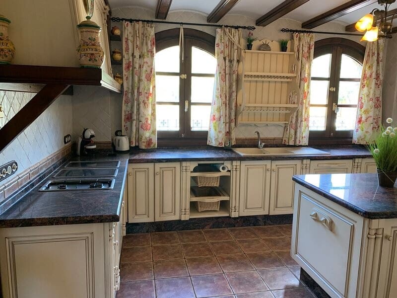 6 bedroom Villa for sale in Ciudad Quesada - € 1,000,000 (Ref: 9198818)