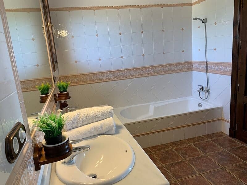 6 bedroom Villa for sale in Ciudad Quesada - € 1,000,000 (Ref: 9198818)