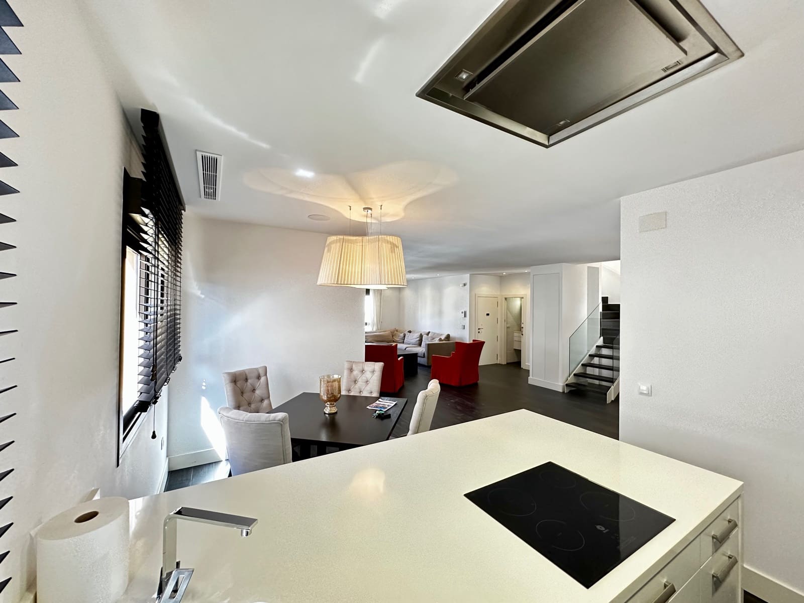 Apartamento de 2 habitaciones en Guardamar del Segura en venta con piscina garaje - 429.000 € (Ref: 9198819)