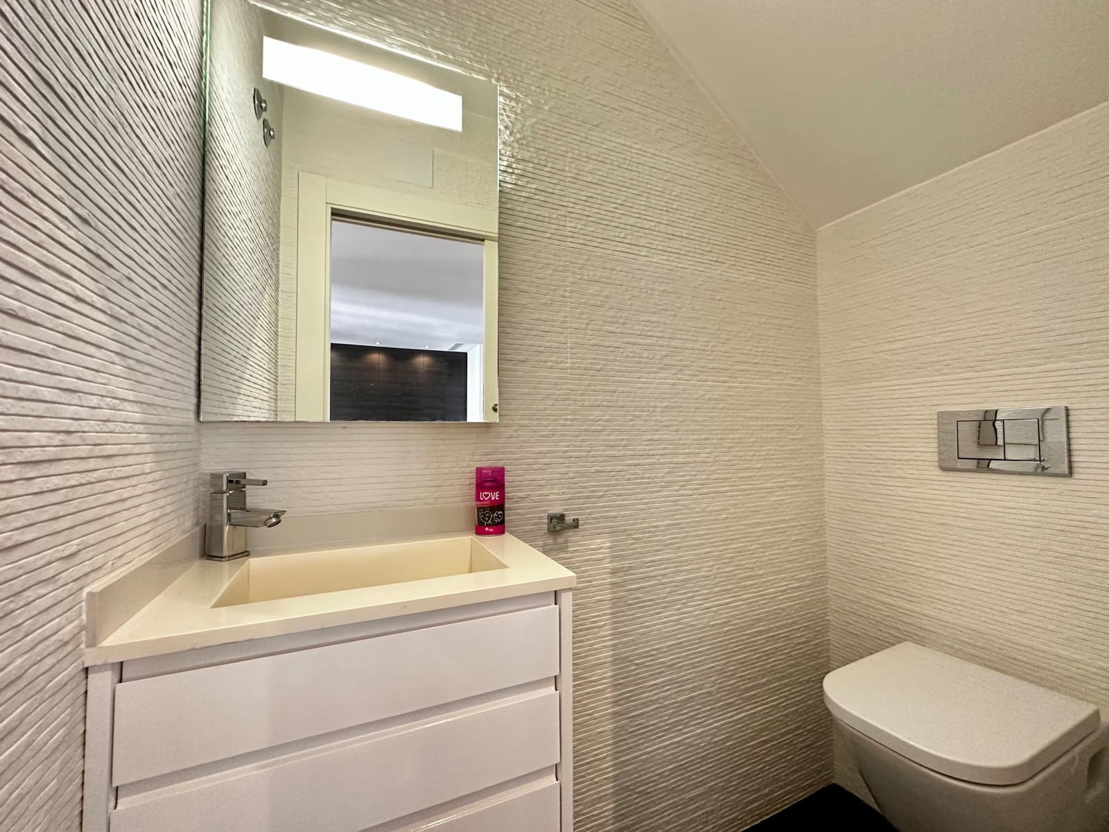 Apartamento de 2 habitaciones en Guardamar del Segura en venta con piscina garaje - 429.000 € (Ref: 9198819)