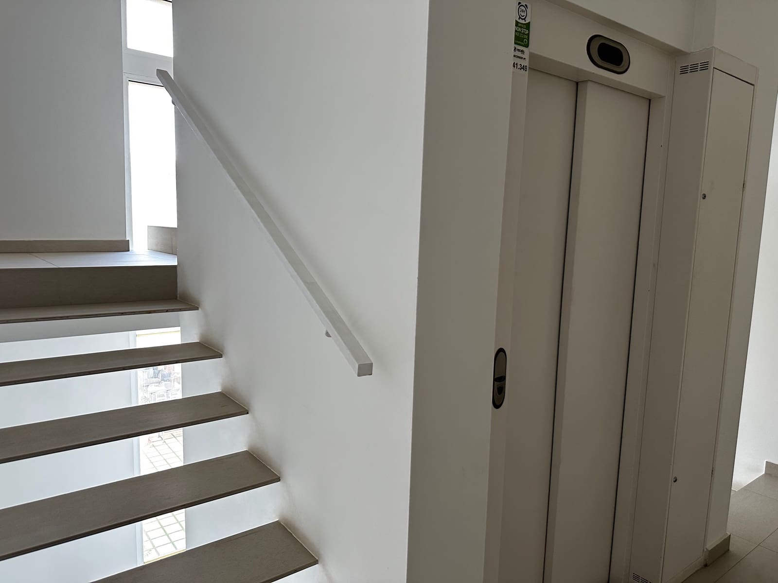 Apartamento de 2 habitaciones en Guardamar del Segura en venta con piscina garaje - 429.000 € (Ref: 9198819)