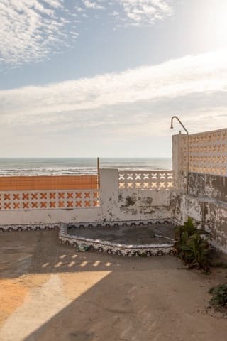 5 sovrum Villa till salu i Guardamar Playa, Guardamar del Segura med garage - 1 100 000 € (Ref: 9198826)