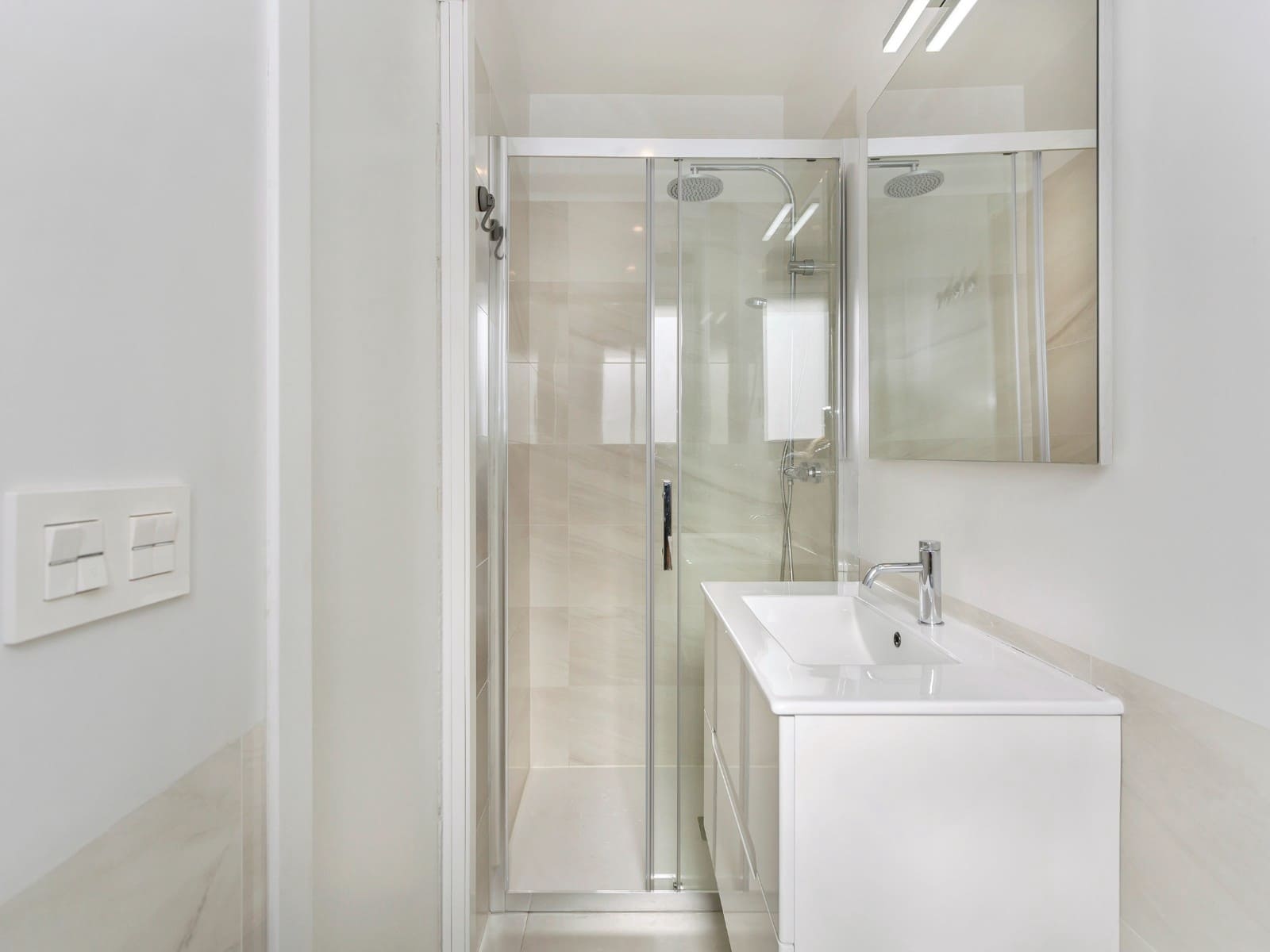 3 bedroom Apartment for sale in Villamartin with pool garage - € 249,500 (Ref: 9198833)