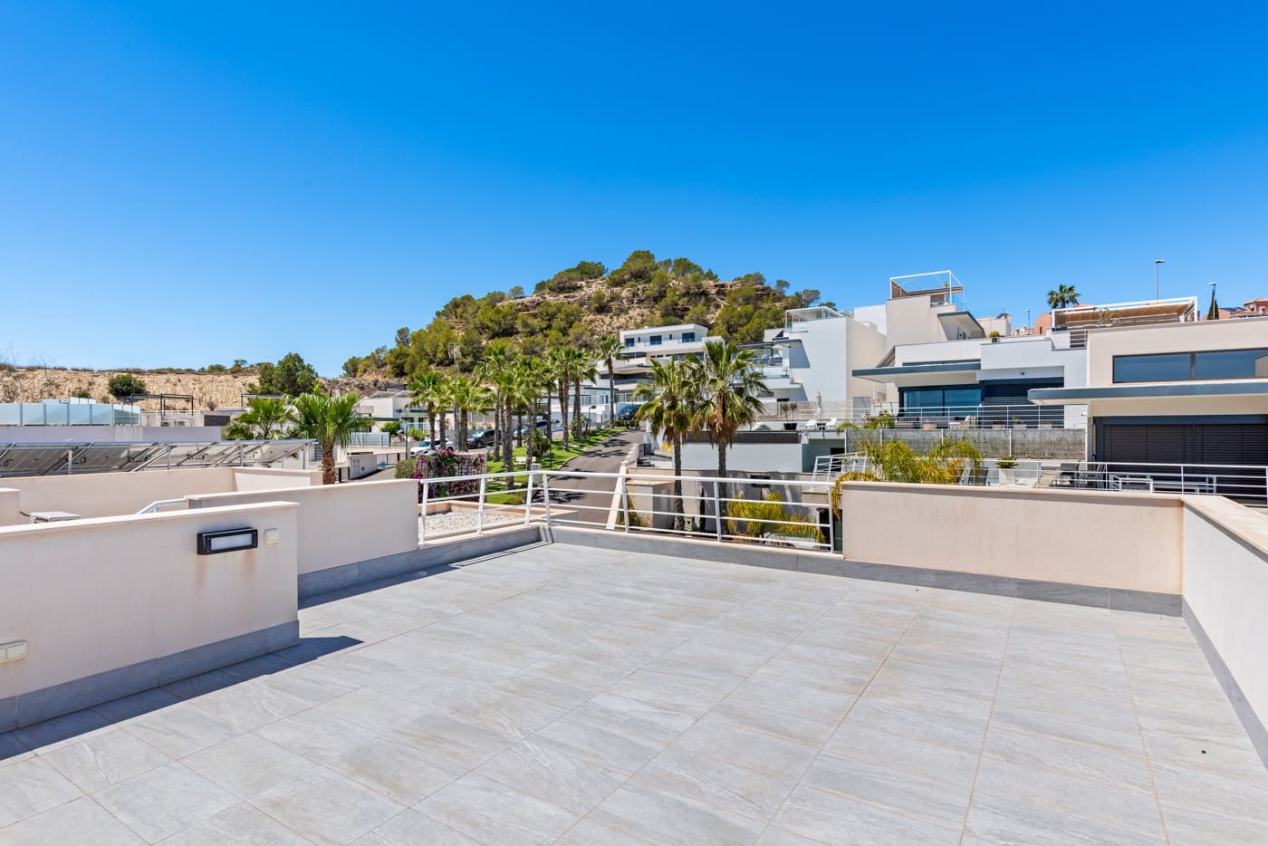 5 soveværelse Villa til salg i San Miguel de Salinas med swimmingpool - € 499.990 (Ref: 9198838)