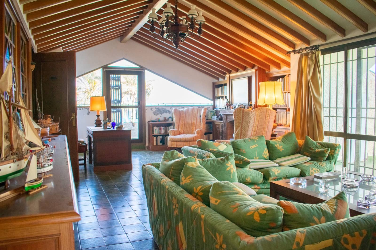 5 bedroom Villa for sale in Cabo Roig with pool - € 1,600,000 (Ref: 9198839)