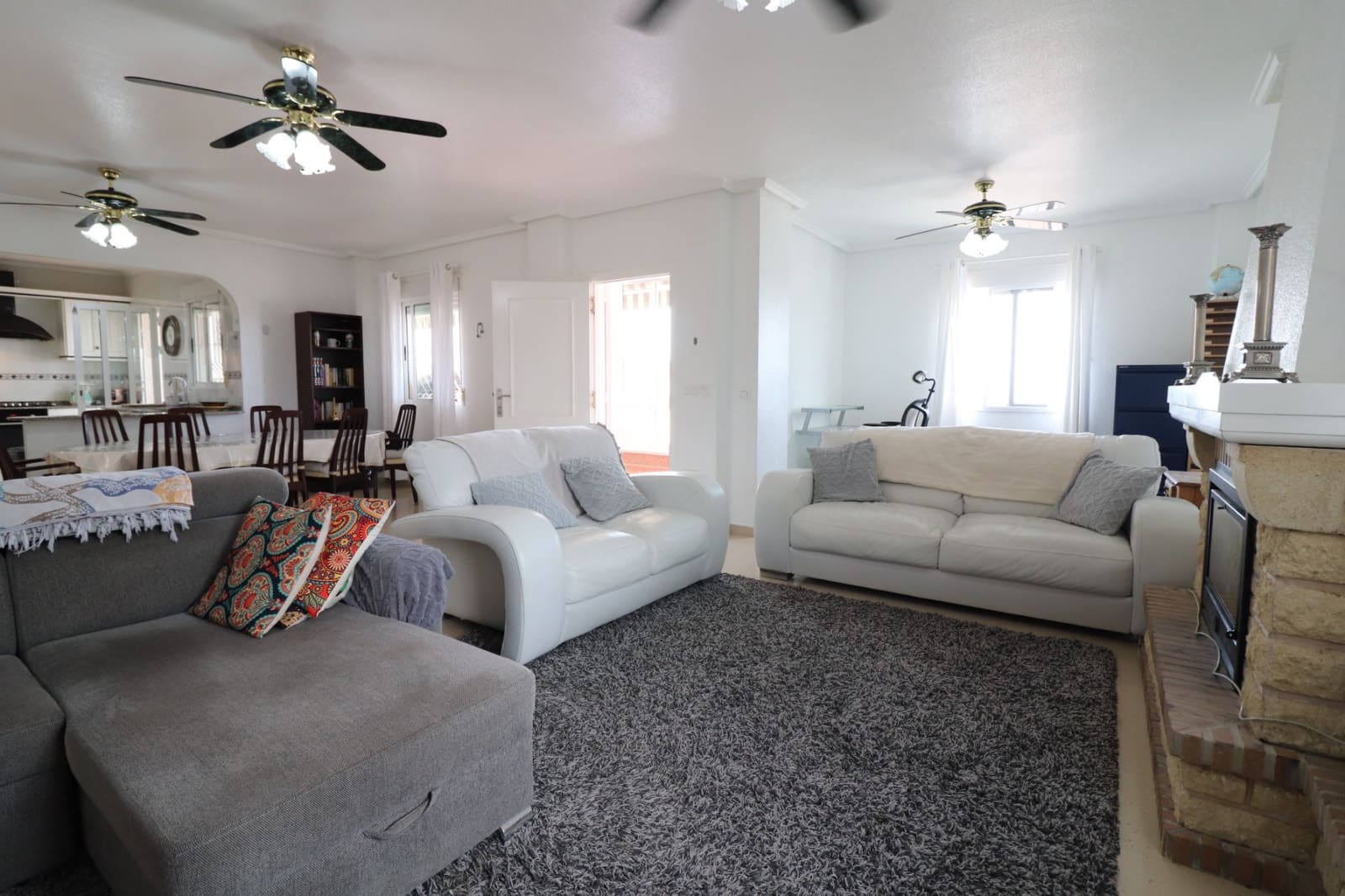 4 slaapkamer Villa te koop in Algorfa met zwembad garage - € 474.950 (Ref: 9198840)