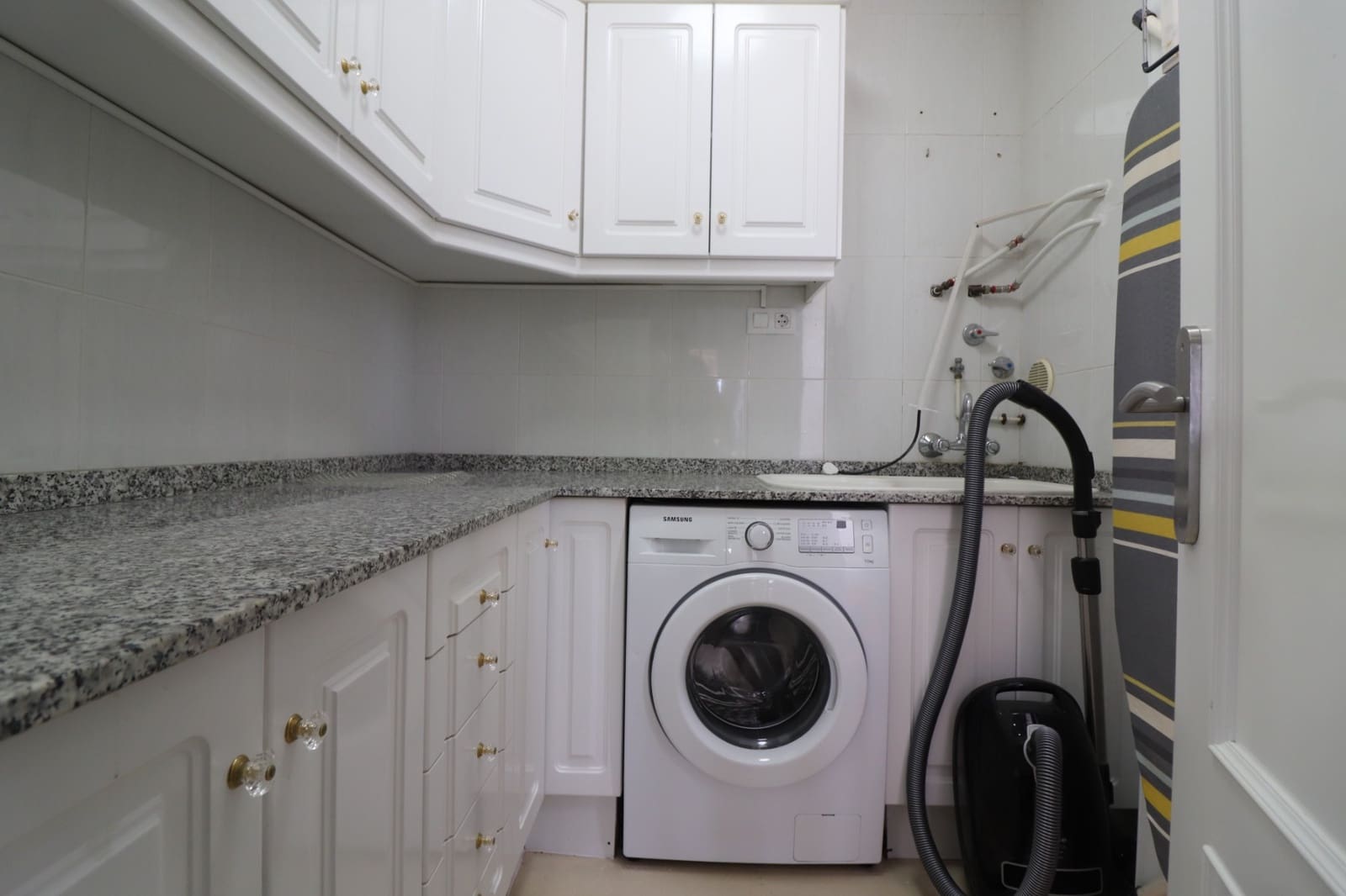 4 slaapkamer Villa te koop in Algorfa met zwembad garage - € 474.950 (Ref: 9198840)