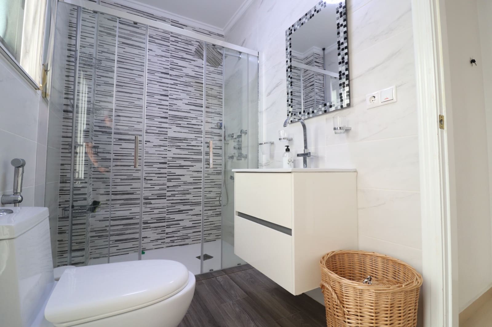 4 slaapkamer Villa te koop in Algorfa met zwembad garage - € 474.950 (Ref: 9198840)