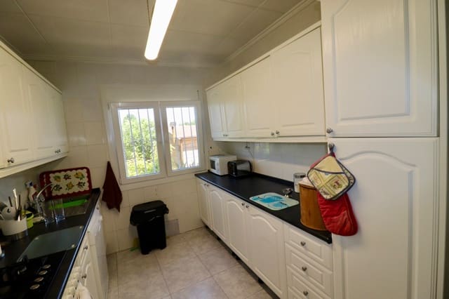 Chalet de 4 habitaciones en Heredades, Almoradí en venta con piscina - 299.950 € (Ref: 9198842)