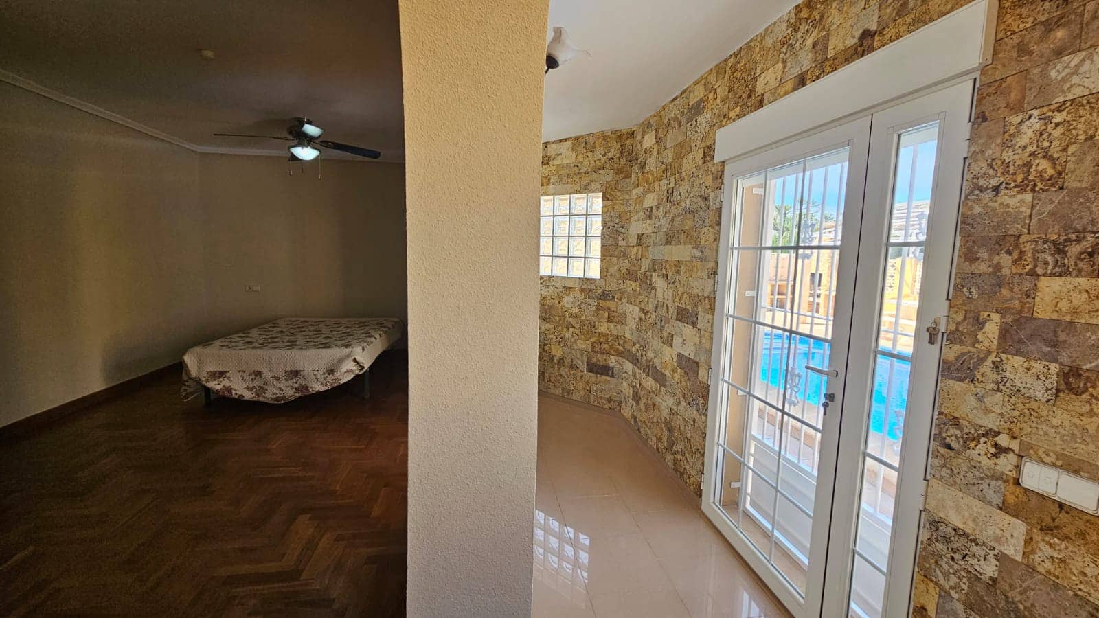 6 sypialnia Willa na sprzedaż w Los Narejos z basenem garażem - 599 000 € (Ref: 9198843)