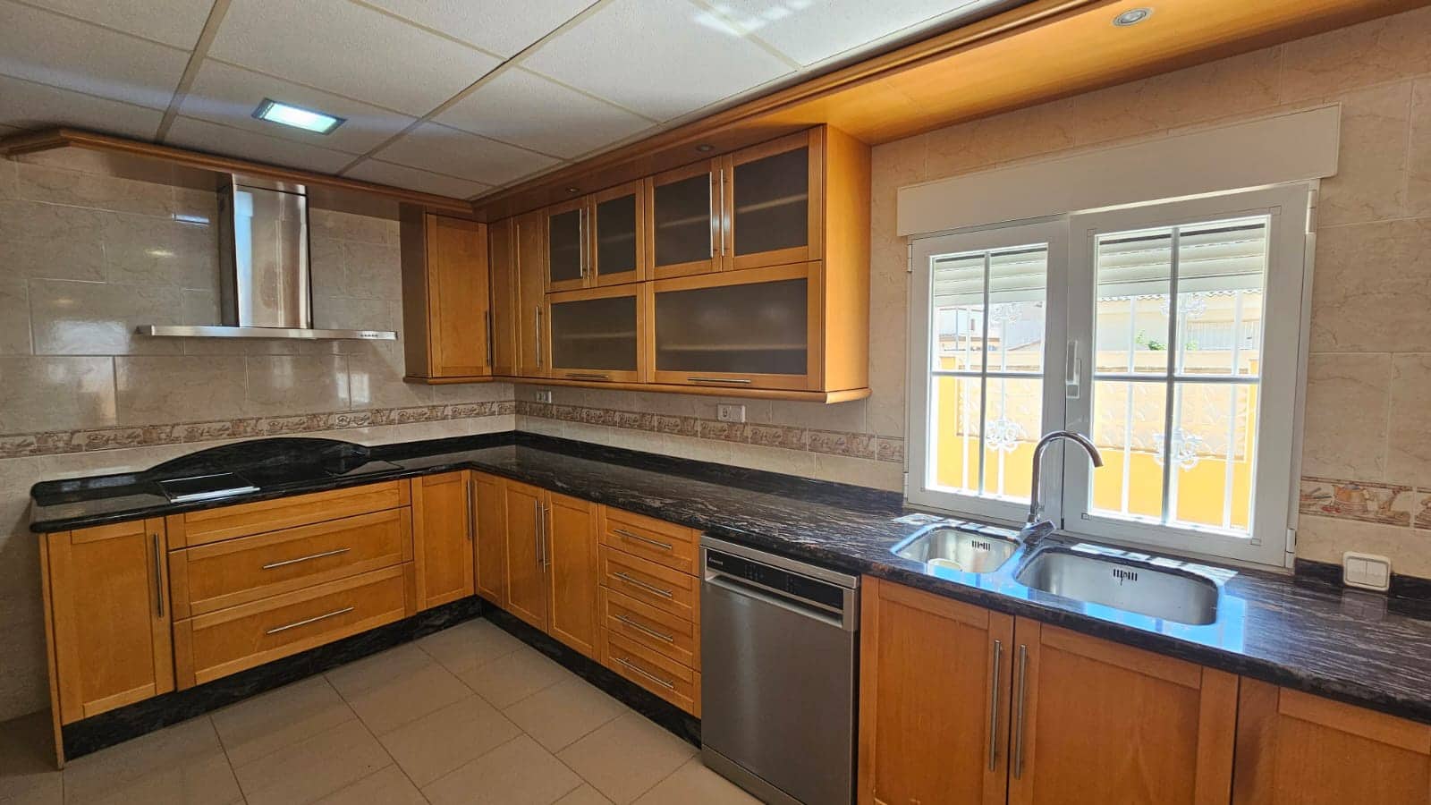 6 sypialnia Willa na sprzedaż w Los Narejos z basenem garażem - 599 000 € (Ref: 9198843)