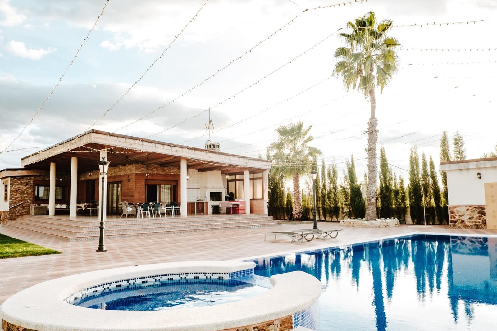 1 sypialnia Willa na sprzedaż w Catral z basenem garażem - 799 999 € (Ref: 9198846)