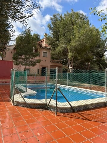 5 soverom Villa til salgs i San Miguel de Salinas med svømmebasseng garasje - € 435 000 (Ref: 9198849)
