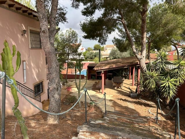 5 soverom Villa til salgs i San Miguel de Salinas med svømmebasseng garasje - € 435 000 (Ref: 9198849)