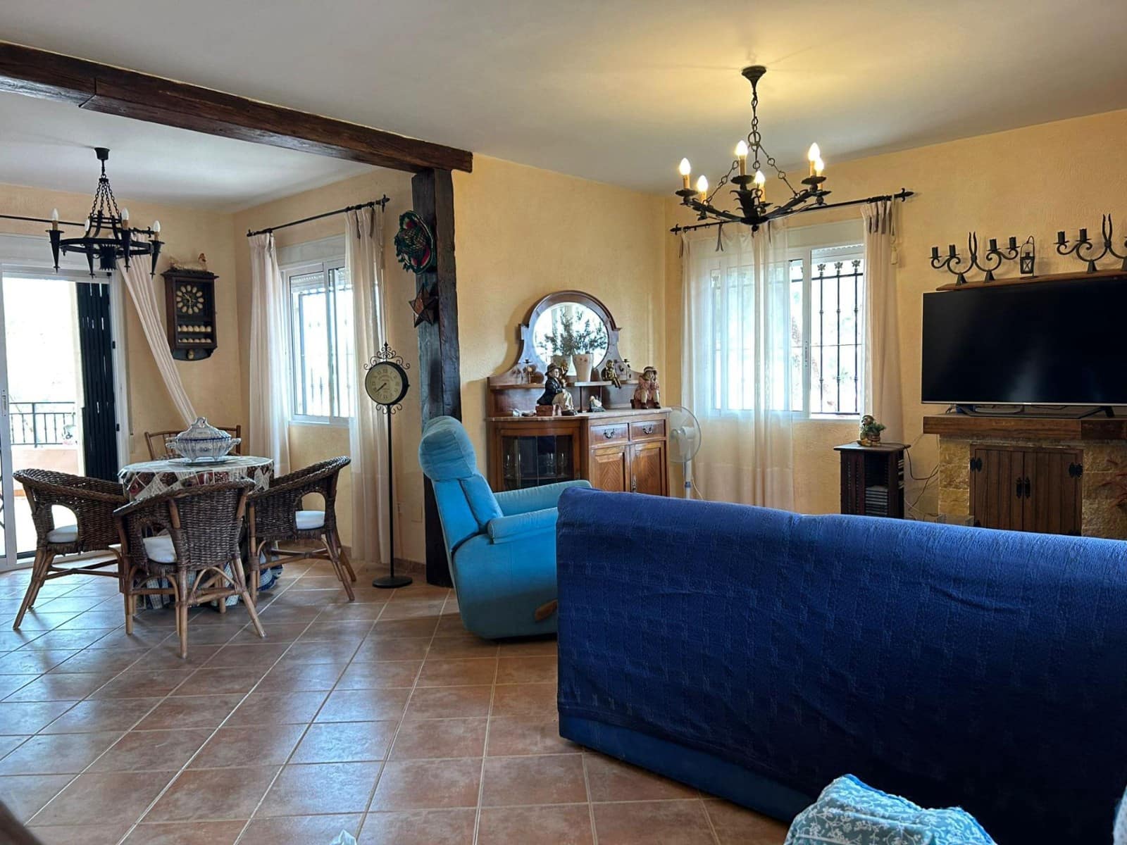 5 bedroom Villa for sale in San Miguel de Salinas with pool garage - € 435,000 (Ref: 9198849)