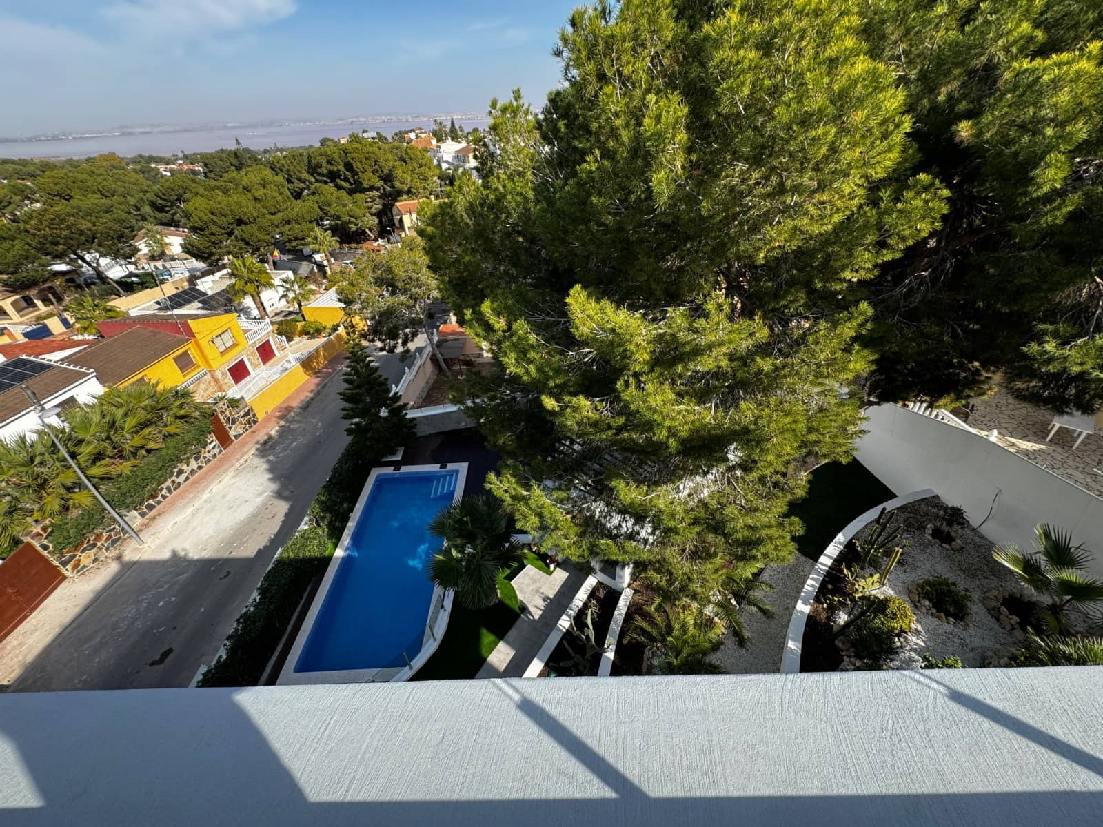 5 bedroom Villa for sale in Los Balcones with pool garage - € 1,100,000 (Ref: 9198851)