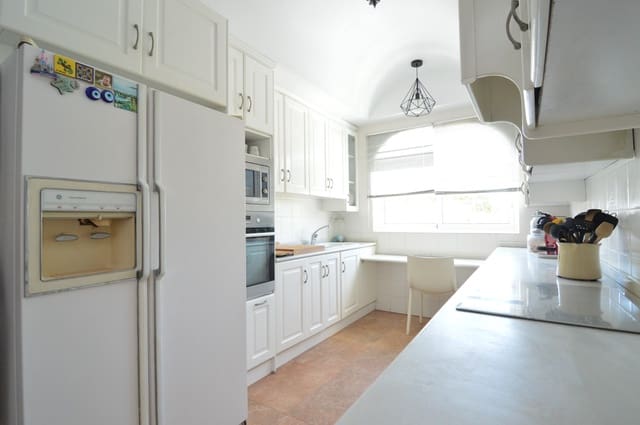 4 camera da letto Villa in vendita in El Chaparral - La Siesta - La Torreta, Torrevieja con piscina - 890.000 € (Rif: 9198854)