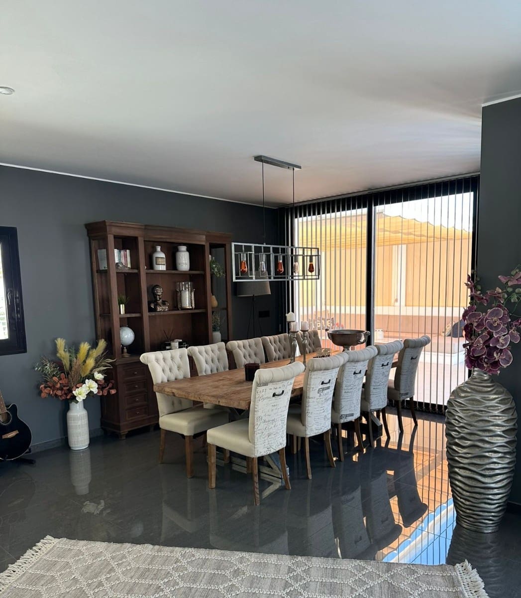 7 bedroom Villa for sale in San Fulgencio with pool garage - € 1,090,000 (Ref: 9198857)