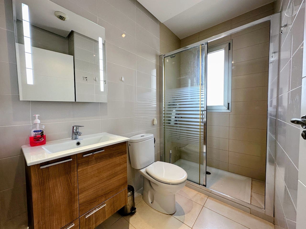 4 slaapkamer Appartement te koop in La Zenia met zwembad - € 420.000 (Ref: 9198861)