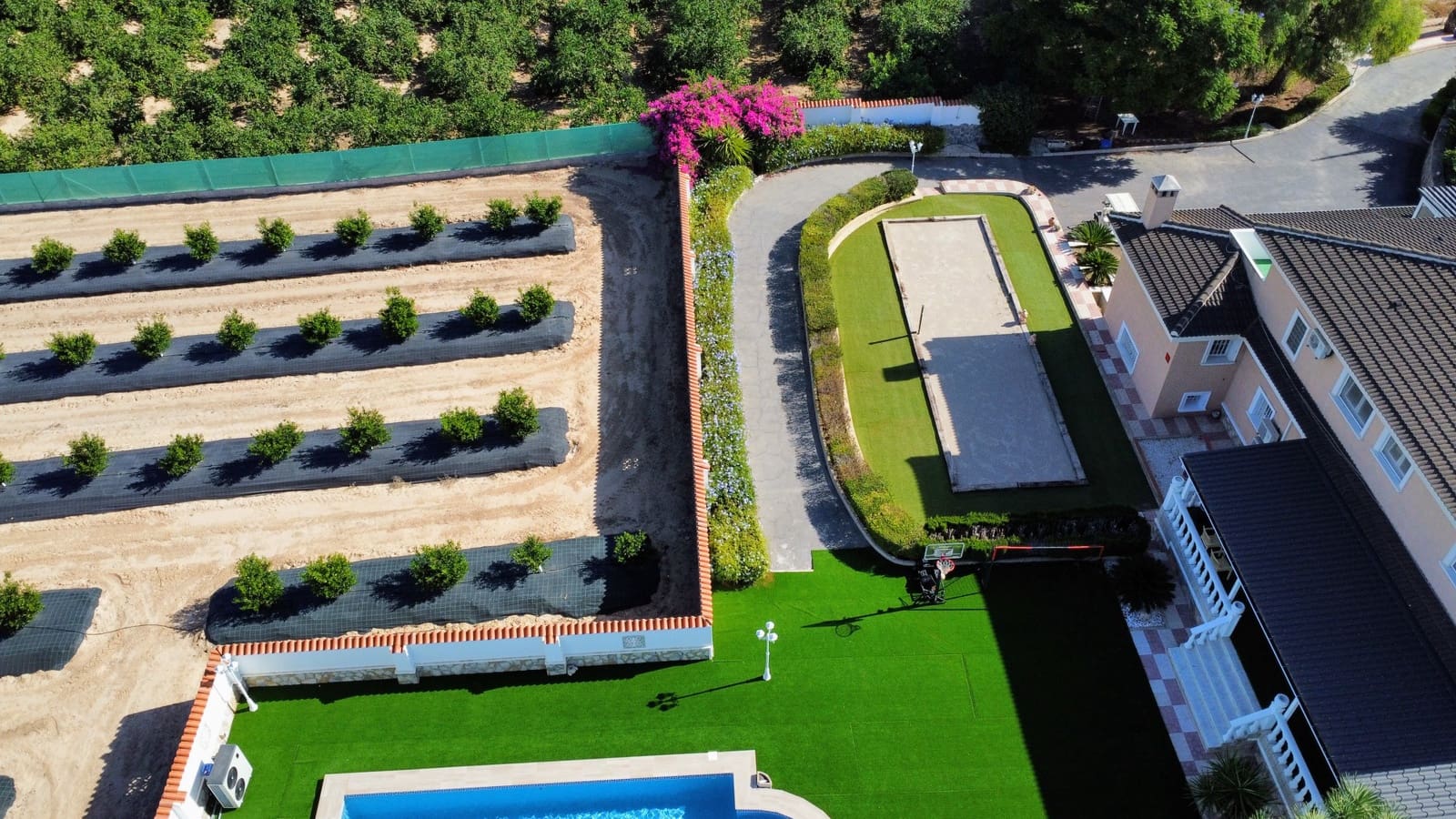 Chalet de 5 habitaciones en San Miguel de Salinas en venta con piscina garaje - 1.499.000 € (Ref: 9198862)