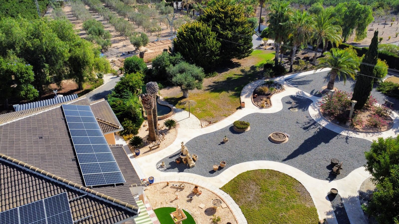 Chalet de 5 habitaciones en San Miguel de Salinas en venta con piscina garaje - 1.499.000 € (Ref: 9198862)