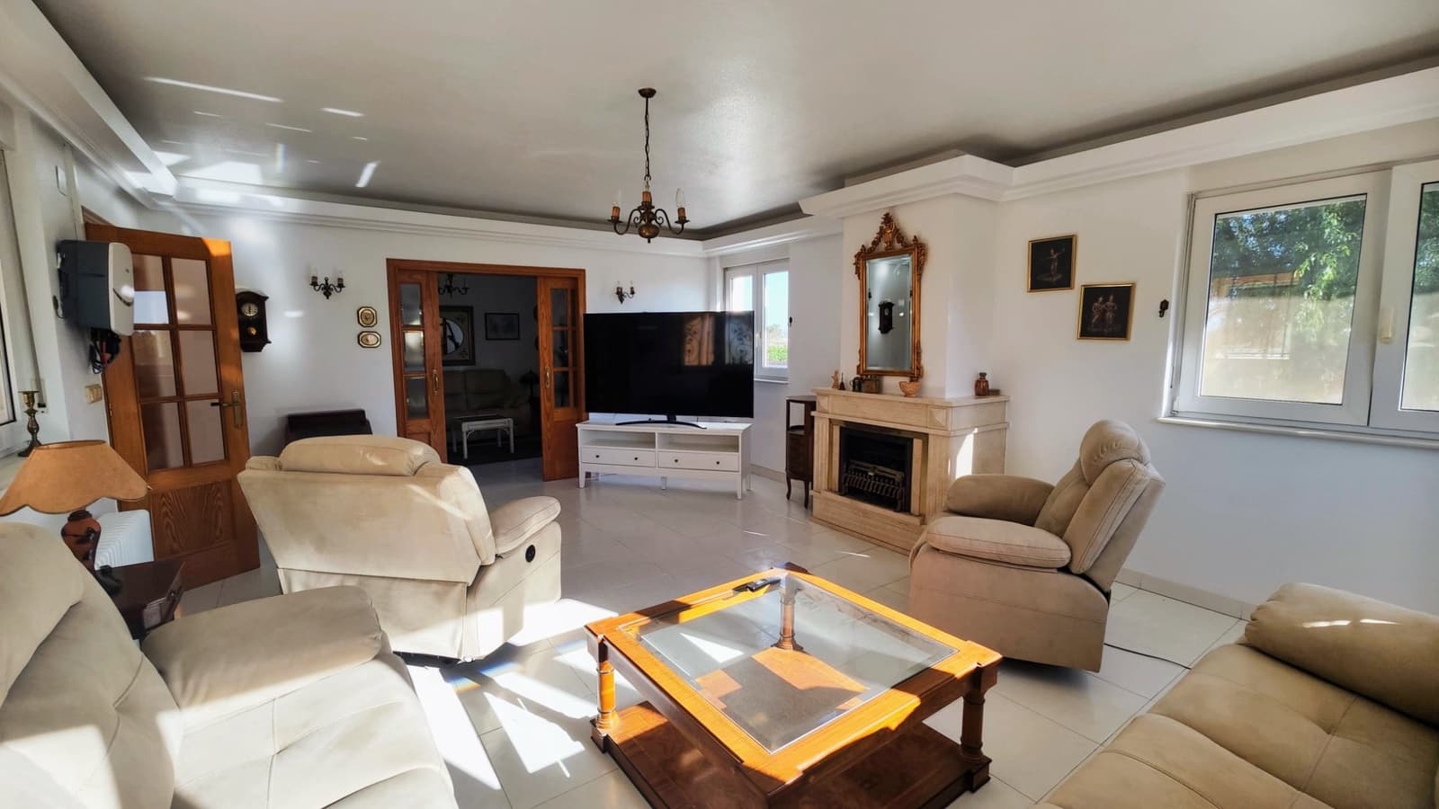 Chalet de 5 habitaciones en San Miguel de Salinas en venta con piscina garaje - 1.499.000 € (Ref: 9198862)