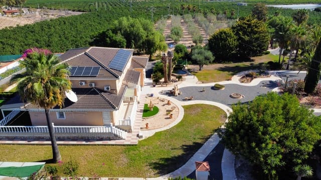 5 chambre Villa/Maison à vendre à San Miguel de Salinas avec piscine garage - 1 499 000 € (Ref: 9198862)